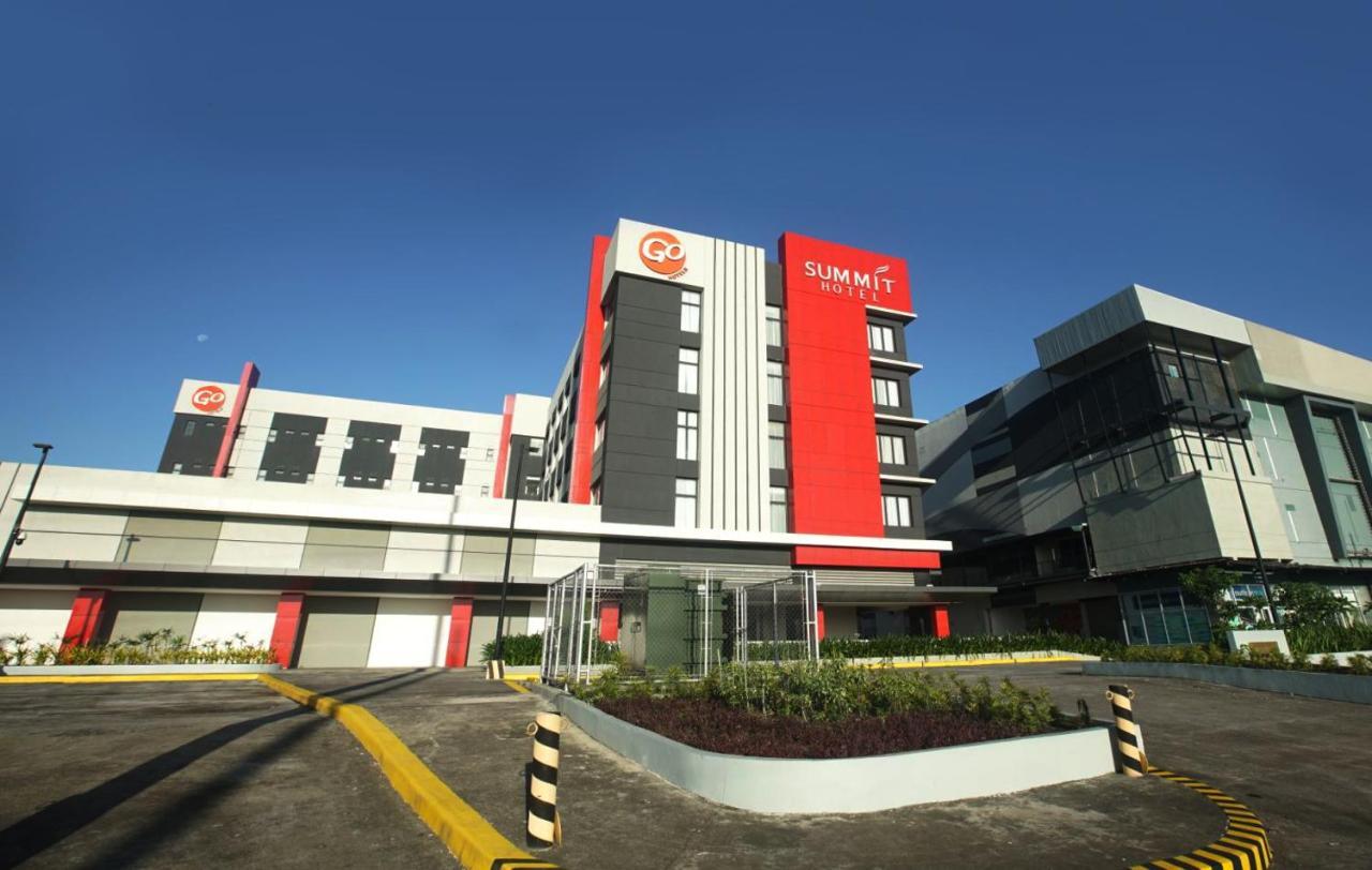 Go Hotels Plus Naga Eksteriør bilde