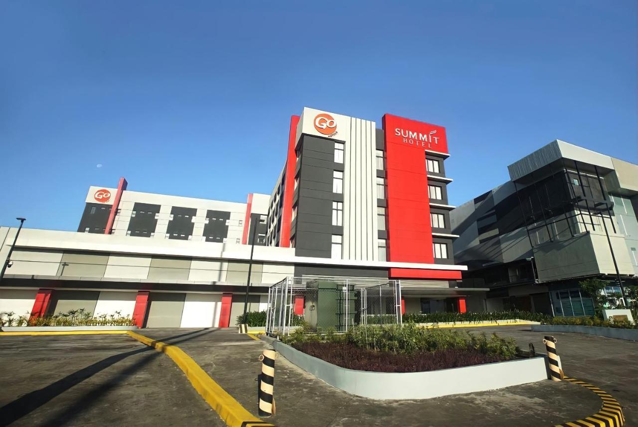Go Hotels Plus Naga Eksteriør bilde